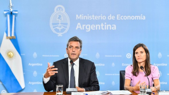 Raverta y Massa anunciaron la incorporación de 900 mil niños a las Asignaciones Familiares